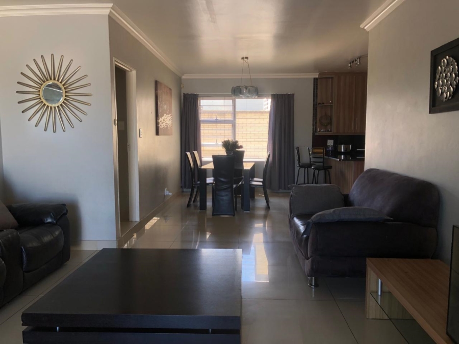 To Let 3 Bedroom Property for Rent in Nahoon Valley Park Eastern Cape